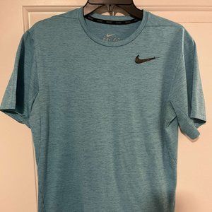 Nike Dri-Fit T-Shirt. Medium